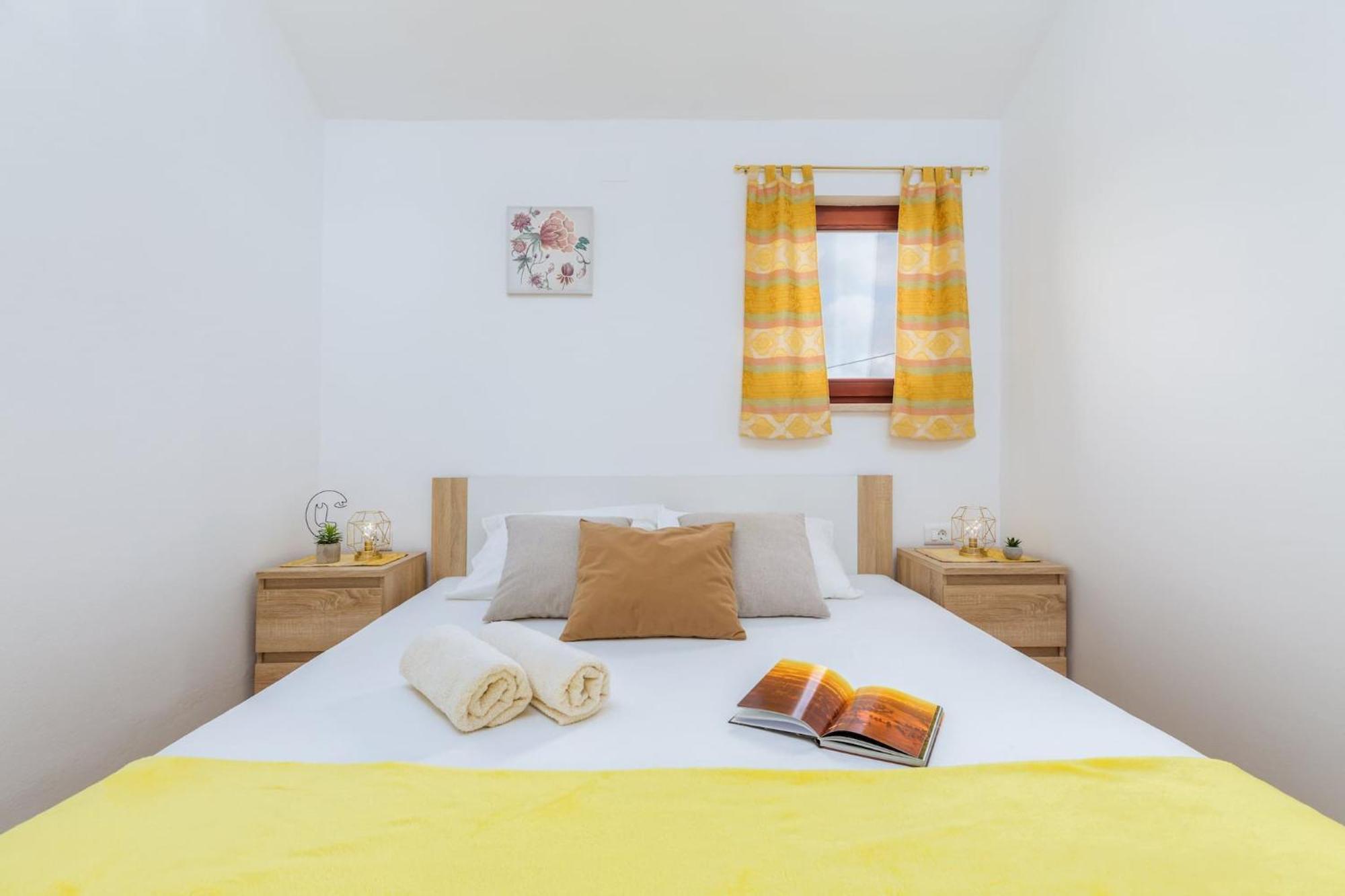 פאז'אנה Holiday Home Dori מראה חיצוני תמונה