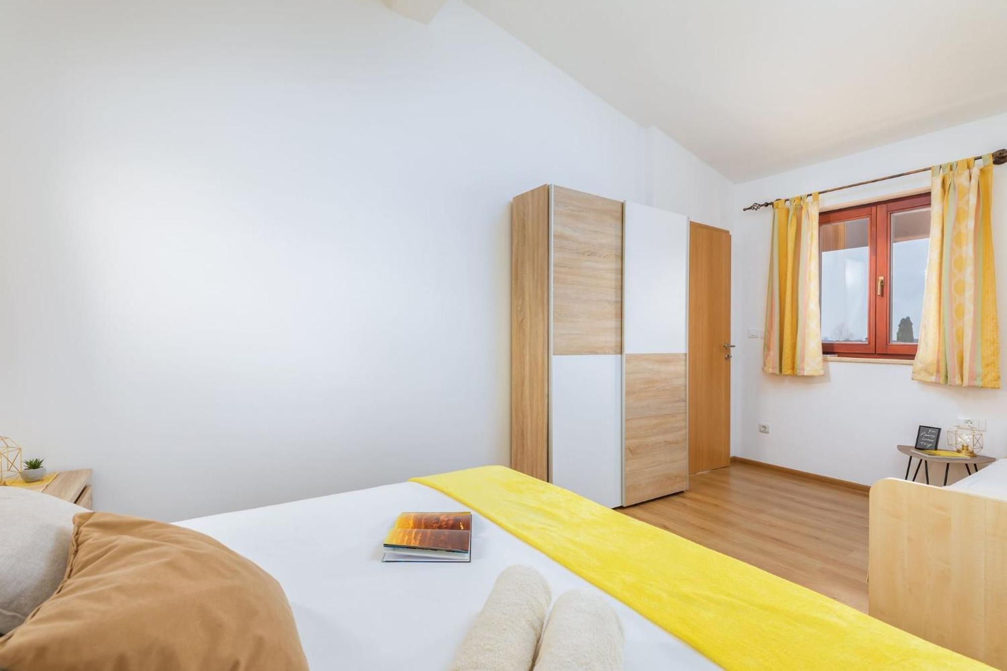 פאז'אנה Holiday Home Dori מראה חיצוני תמונה