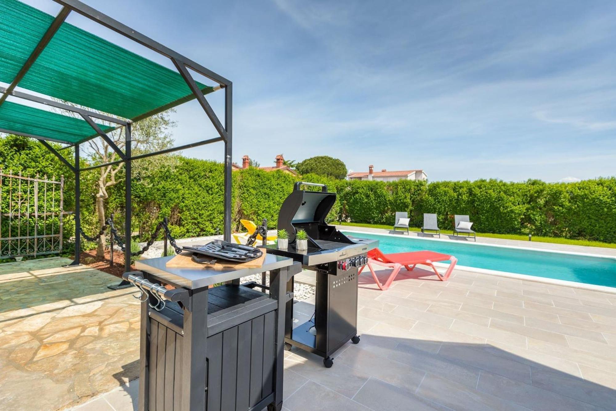 פאז'אנה Holiday Home Dori מראה חיצוני תמונה